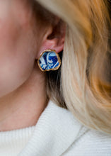 Load image into Gallery viewer, The Statement Oyster ™ Earring