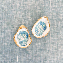 Load image into Gallery viewer, The Statement Oyster ™ Earring