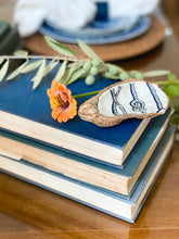 Load image into Gallery viewer, The Knot