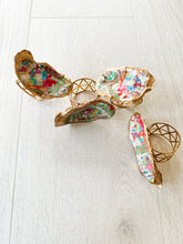 Load image into Gallery viewer, Rose Medallion