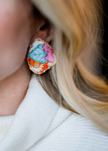 Load image into Gallery viewer, Rose Medallion