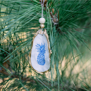 The Statement Oyster ™ Ornament