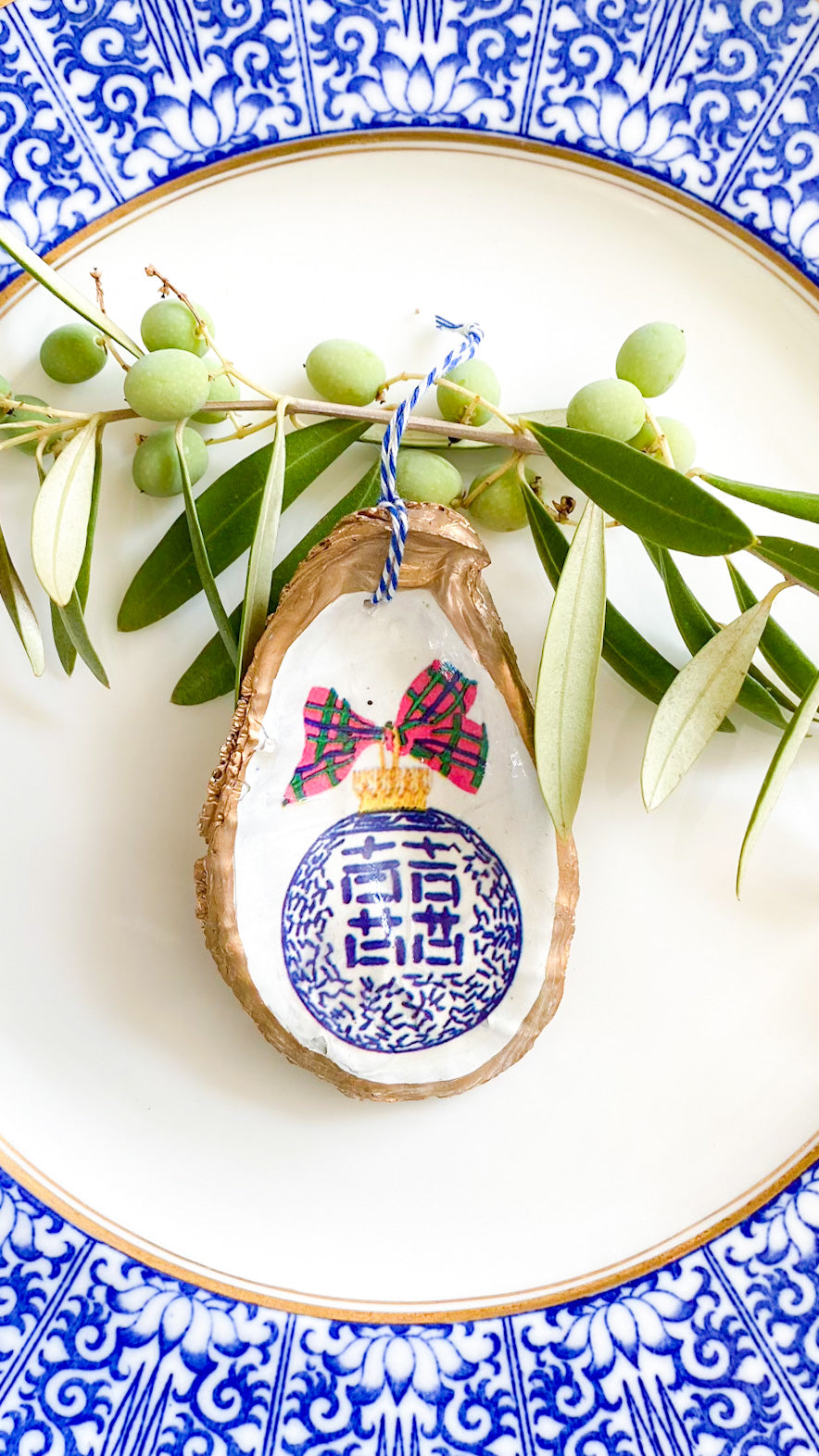 Double Happy Chinoiserie Ball – Oyster Ornament
